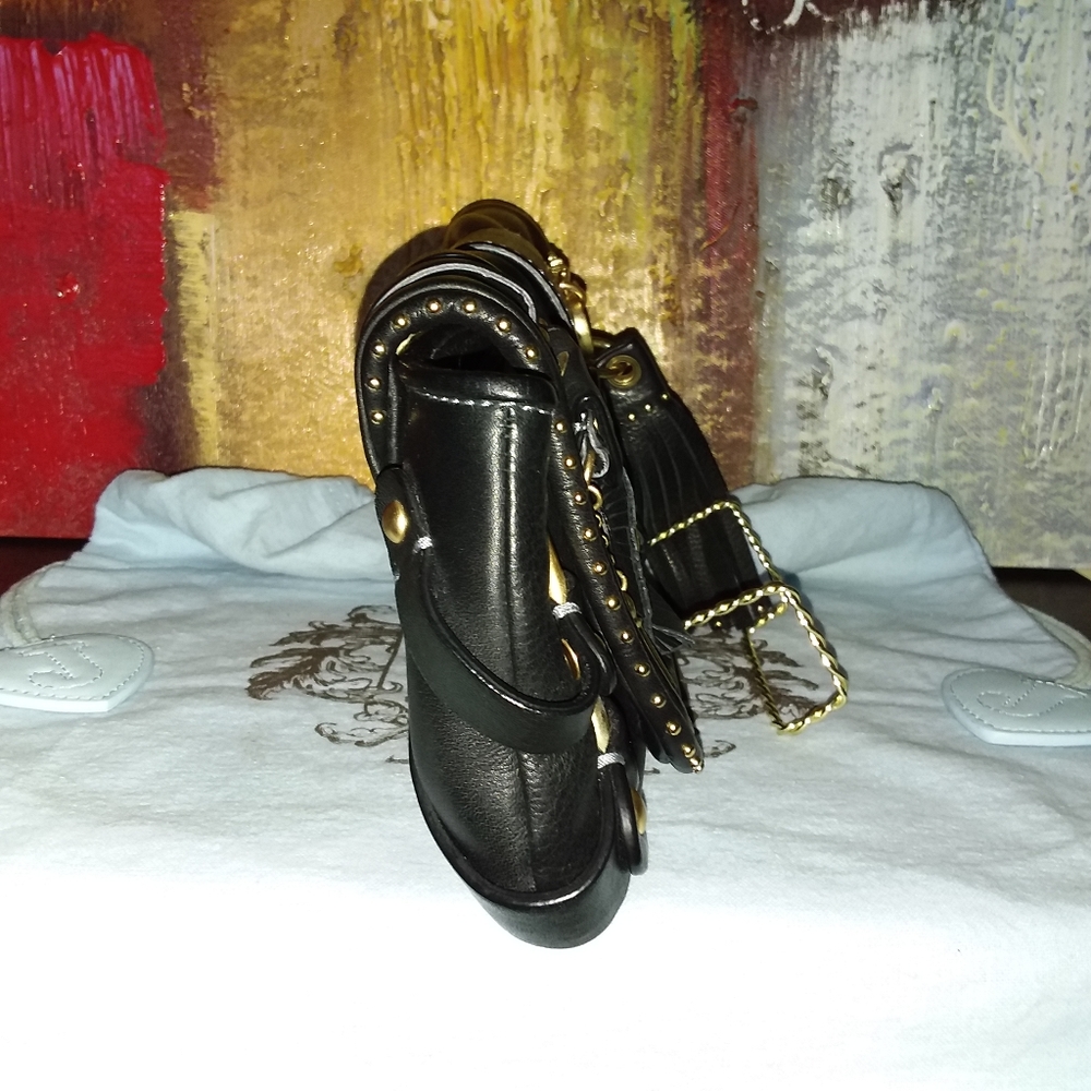 🍂Juicy Couture Soft Clutch🍂 - Picture 3 of 10